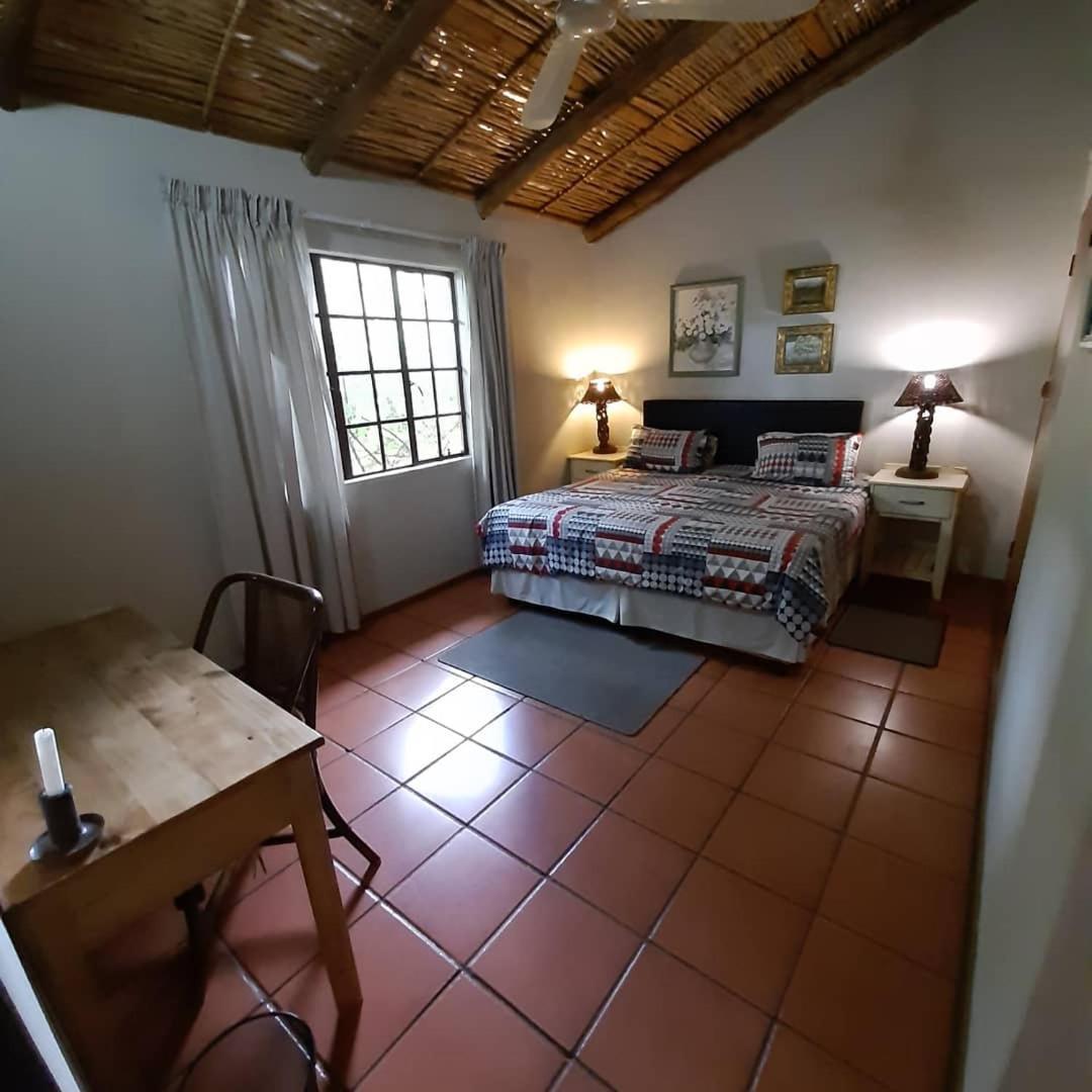 Gallery Inn Bela-Bela Extérieur photo